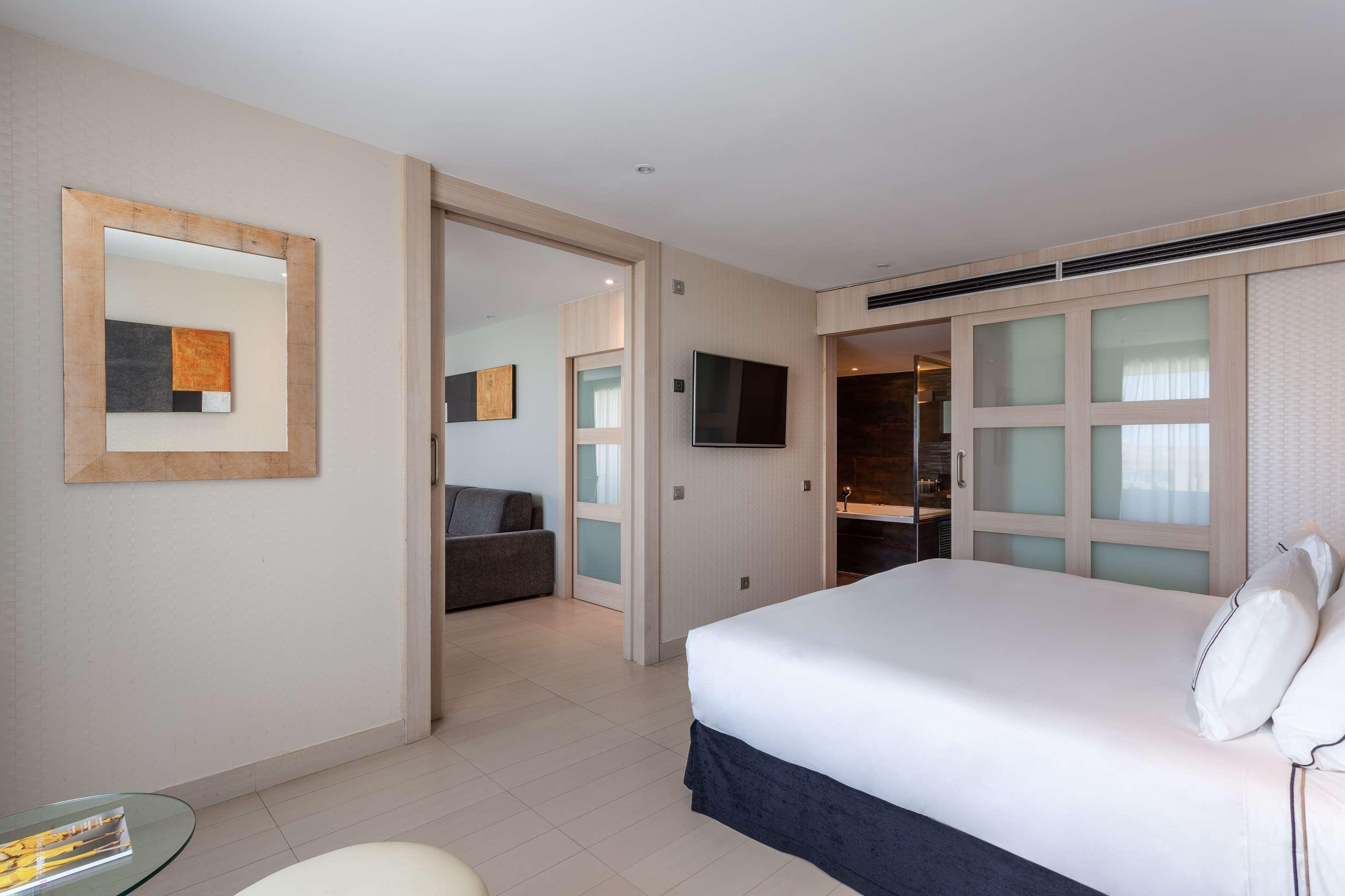 The Level At Melia Sevilla Ngoại thất bức ảnh